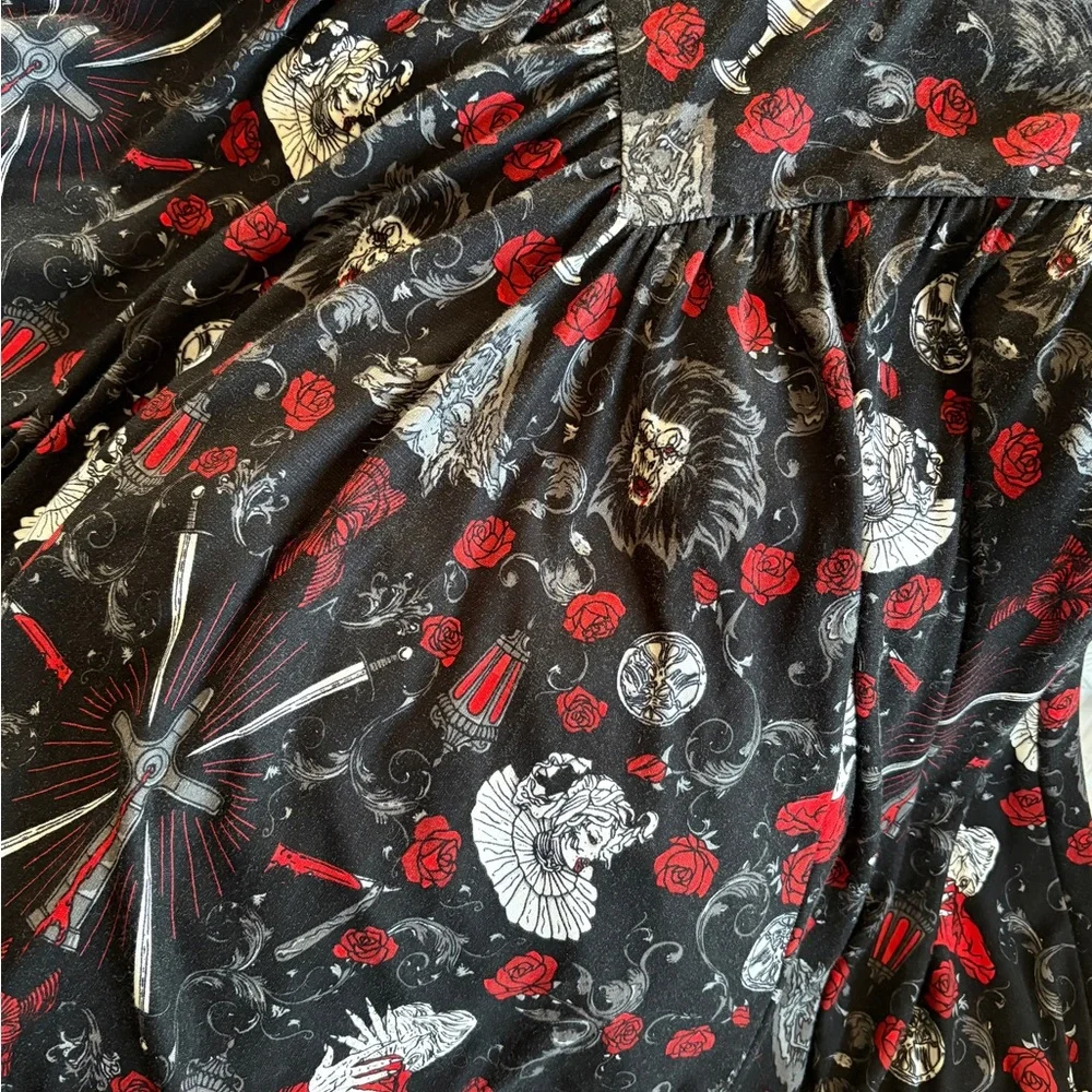 La Femme en Noir Dracula Gothic Tales Toile Swing Black Red Dress - Small Medium